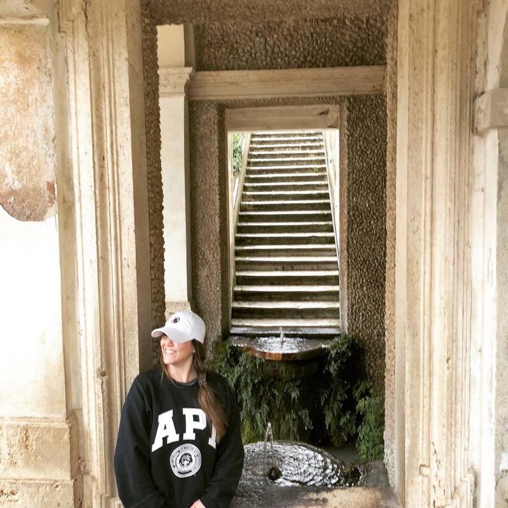 Meet your Posher, Melissa